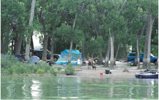 Lake Minatare: Nebraska's Hidden Gem for Water Lovers and Outdoor Enthusiasts